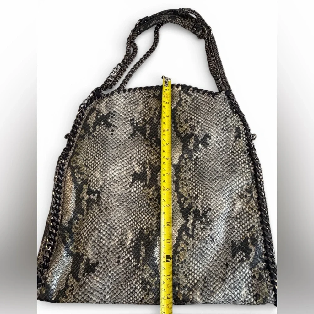 Steve Madden Snake Print Shoulder Bag Gunmetal Chain Handles - Picture 3 of 5